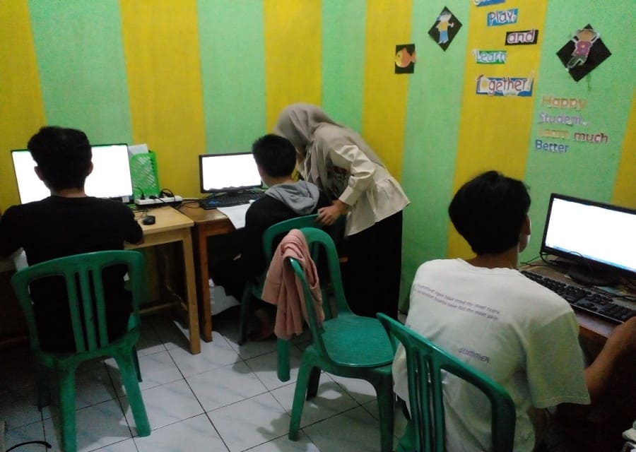 Kursus Komputer Sepatan Bersertifikat